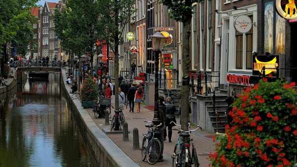 Amsterdam bans cannabis smoking around Red Light District