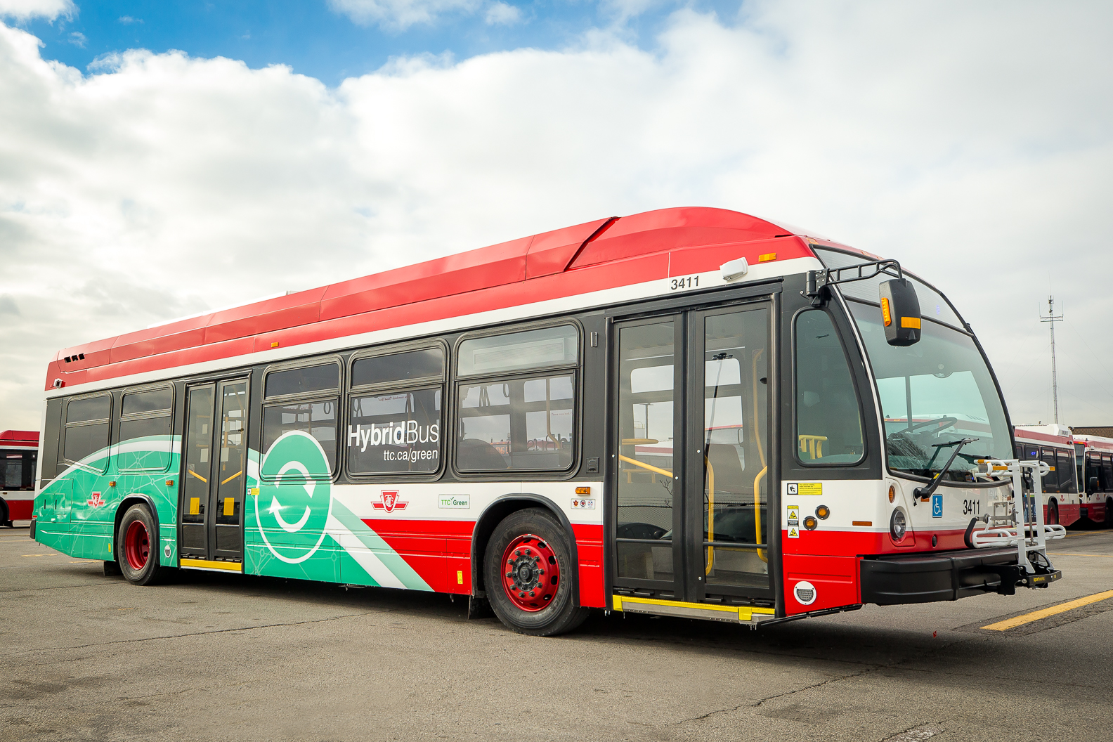 Canada invests $700M to make the TTC's bus fleet electric