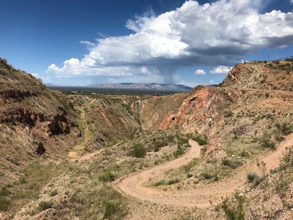 Aztec Minerals discovers high grade silver and gold in 2023 drilling in Arizona