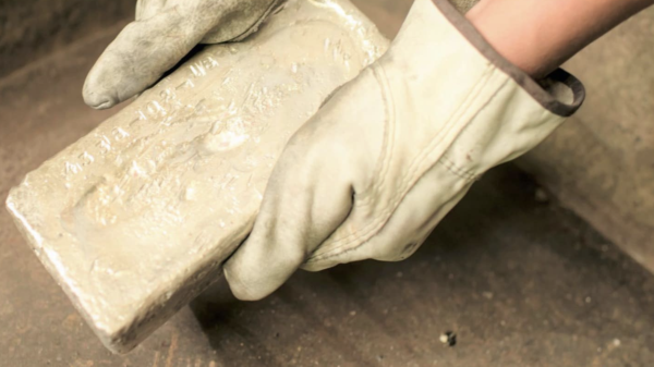 Canaccord analyst says gold's momentum won't be slowing anytime soon