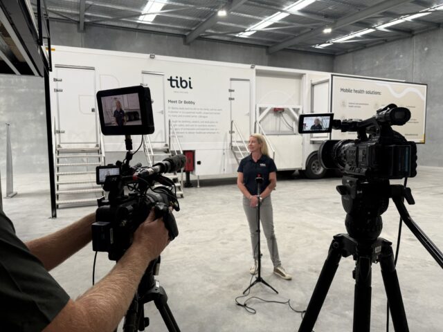 Lung cancer screening truck heads for remote mining towns in Western Australia