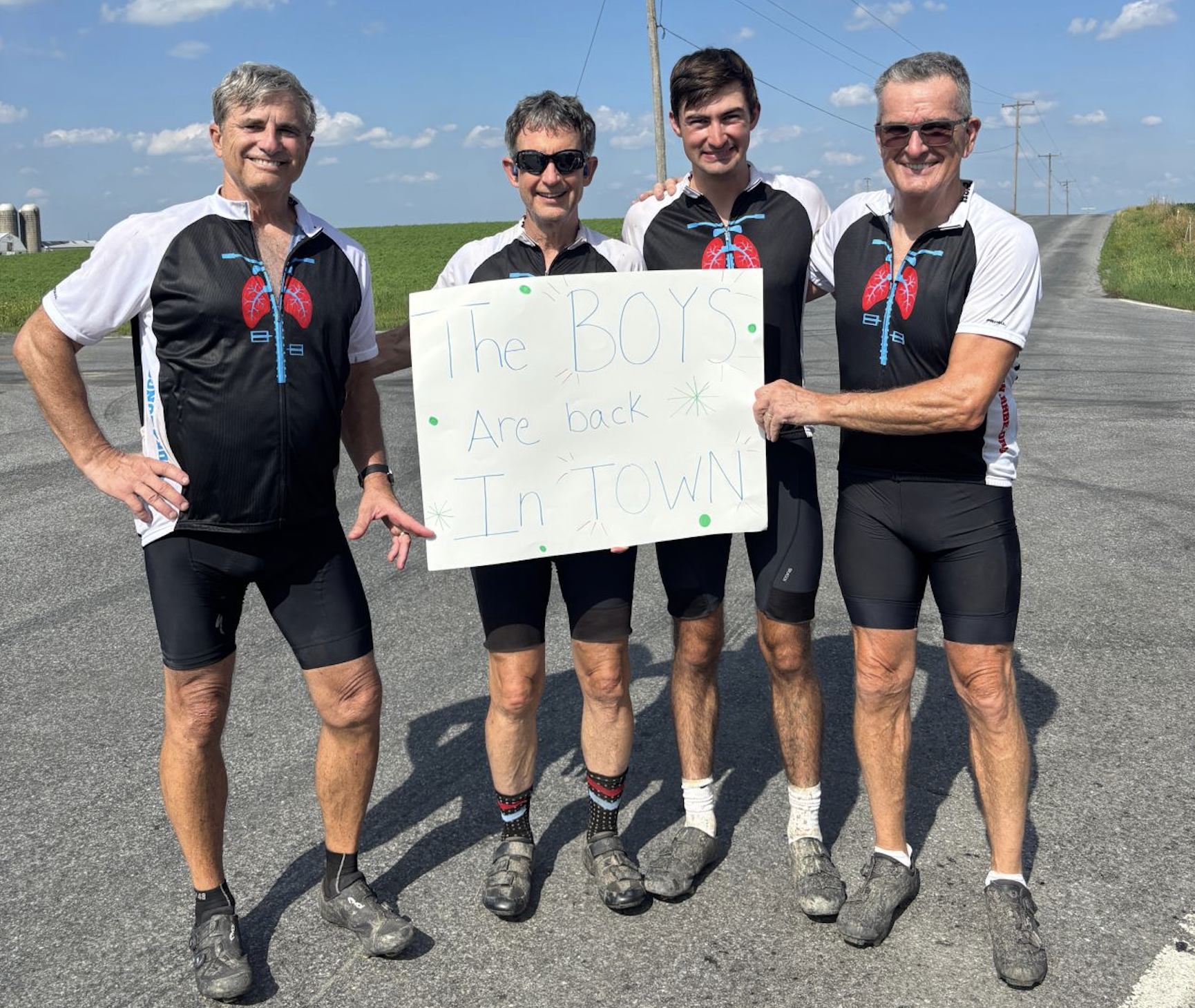 American man rides bicycle across the country to raise money for lung cancer