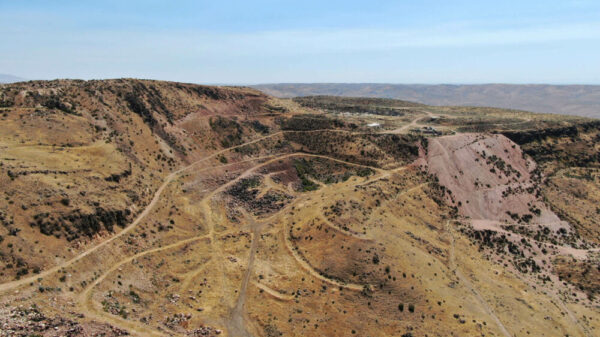GoldMining chooses to retain its NevGold shares for the next 18 months