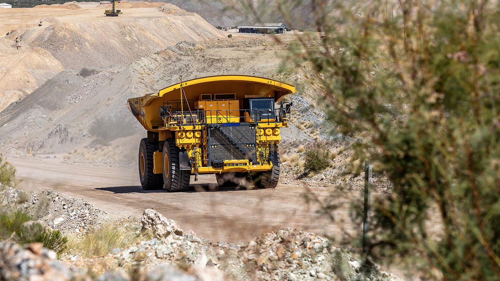 Nevada Gold Mines deploys Komatsu's autonomous haulage system across U.S.