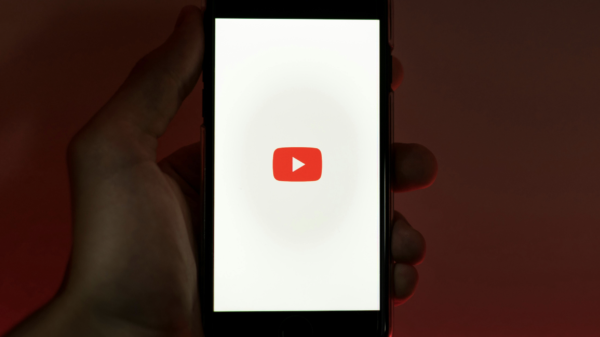 YouTube starts using AI to keep kids from viewing adult content