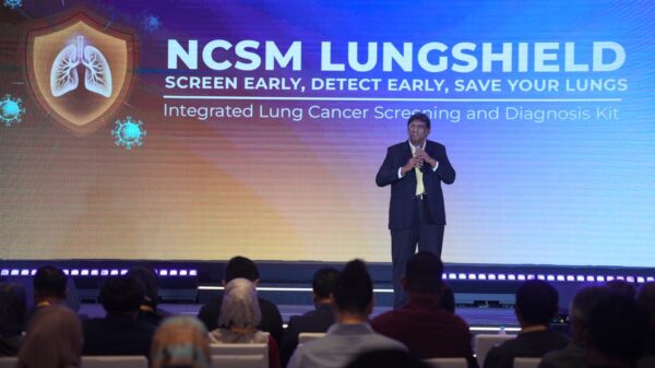 Malaysian health professionals celebrate launch of LungShield initiative