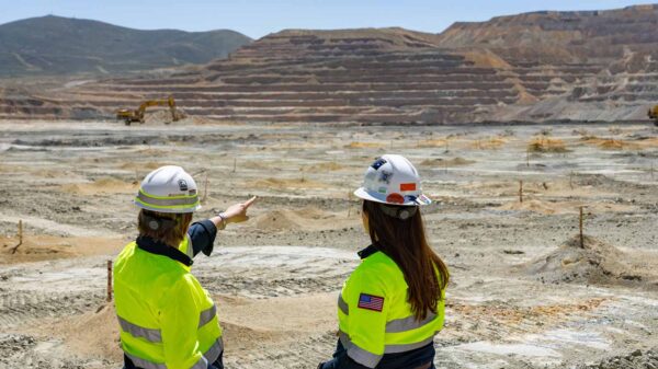 Top gold miners shake up leadership as Barrick and Newmont replace CEOs