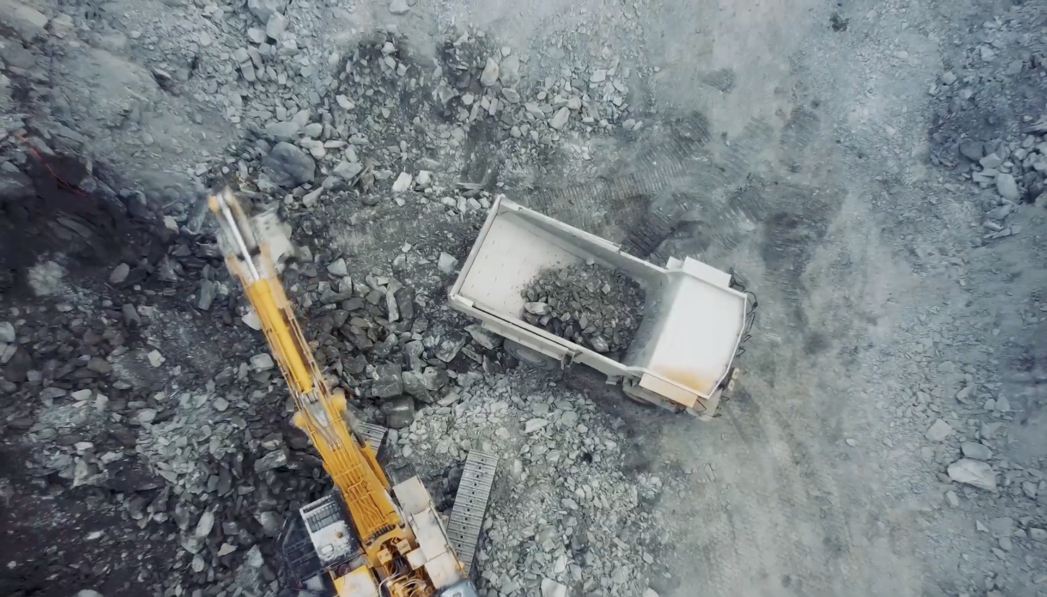 Hecla pivots to silver, sells Quebec subsidiary and Casa Berardi mine to Orezone Gold