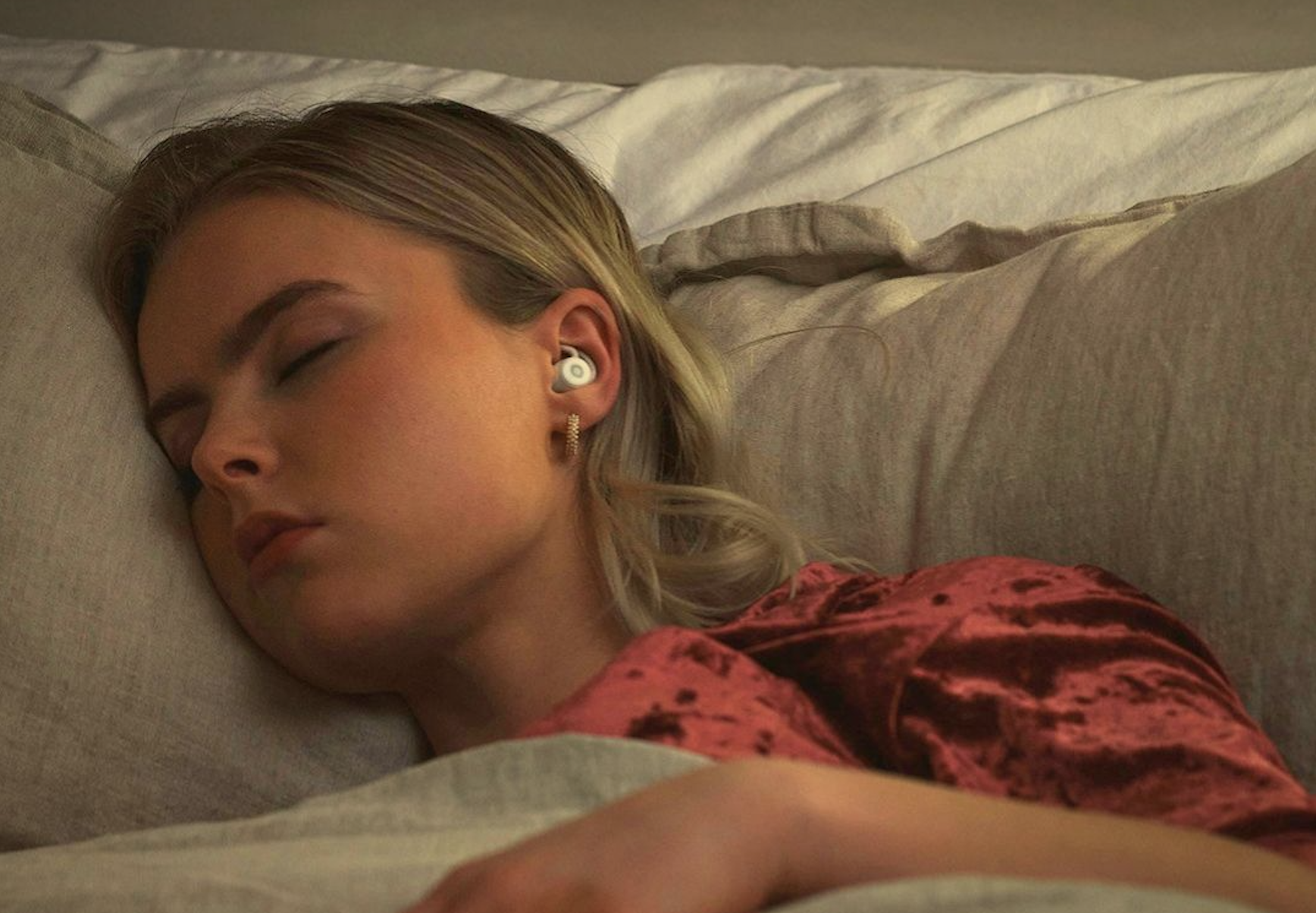 Ozlo enhances earbud capabilities by acquiring Irish neurotech company Segotia