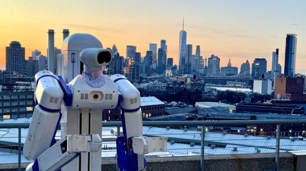 Footage of snow shovelling humanoid robot in New York goes viral