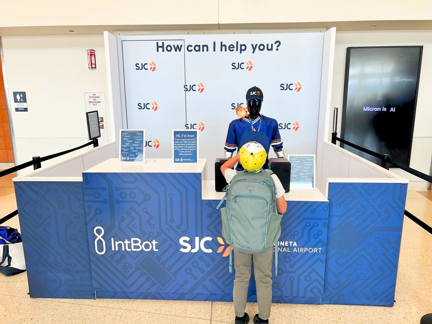 Humanoid robot gives people directions at San José Mineta International Airport