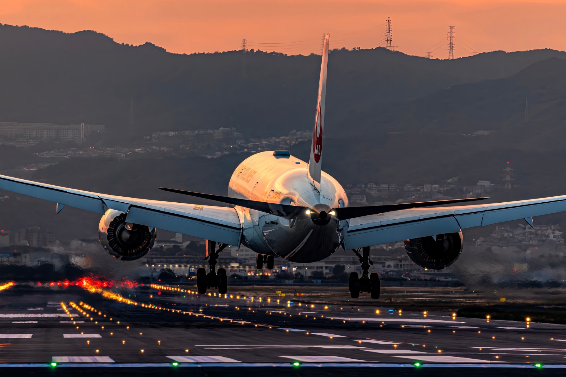 Japan Airlines employs Unitree humanoids for baggage handling in Tokyo pilot