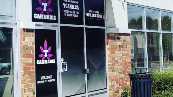 SNDL's plan to acquire 27 more dispensaries from 1CM falls through