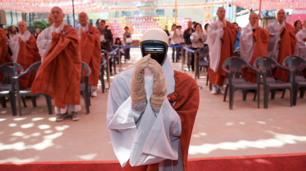 Unitree humanoid becomes Buddhist monk at South Korean temple
