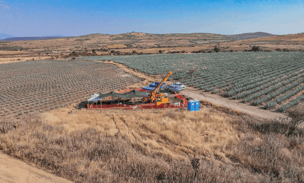 Mexican miner Sinda follows in Sunshine Silver's footsteps with public debut
