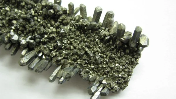 Kenya shortlists mining firms in tender for major rare earths deposit
