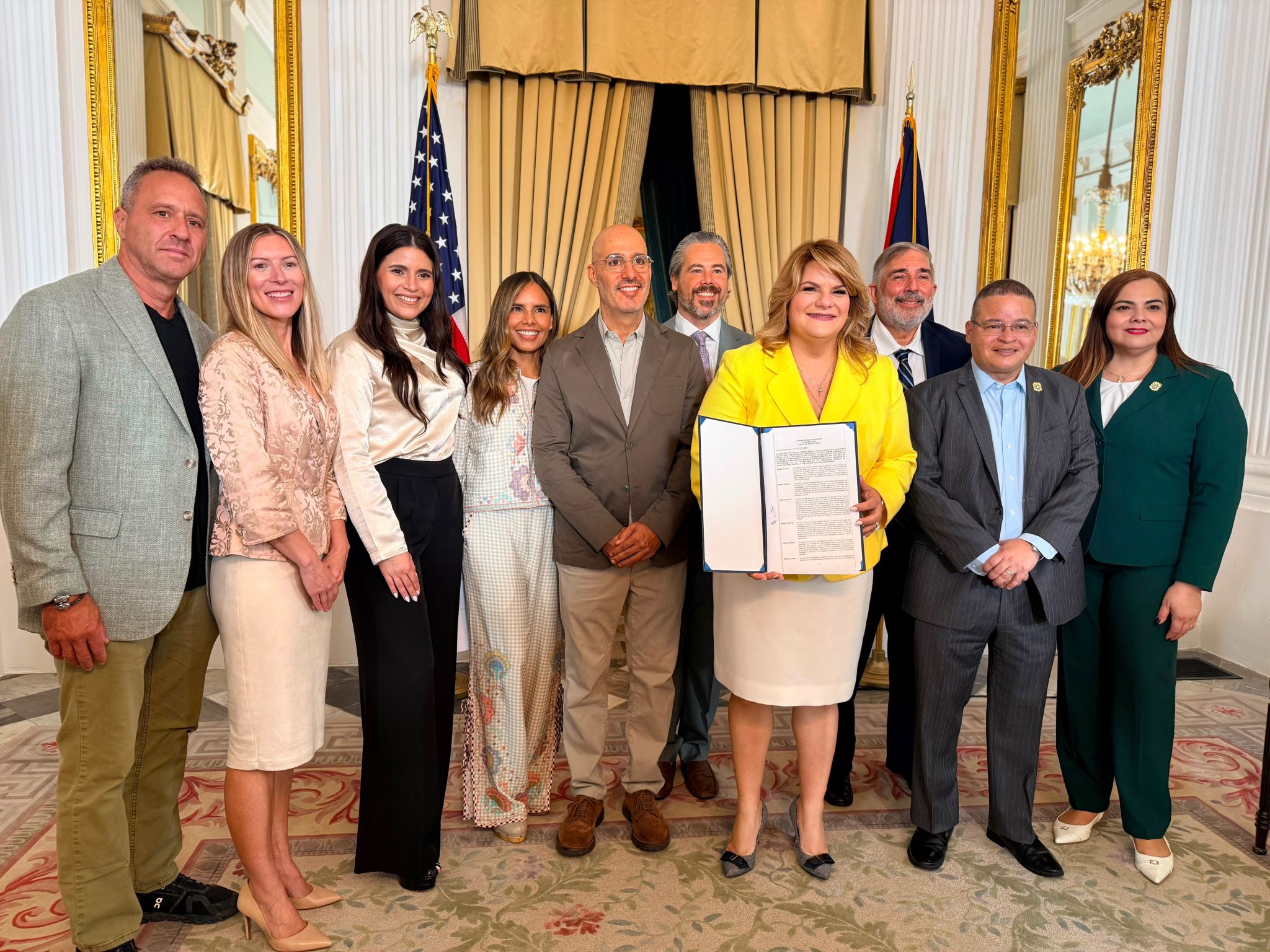 Puerto Rico governor signs executive order for psychedelic therapy research